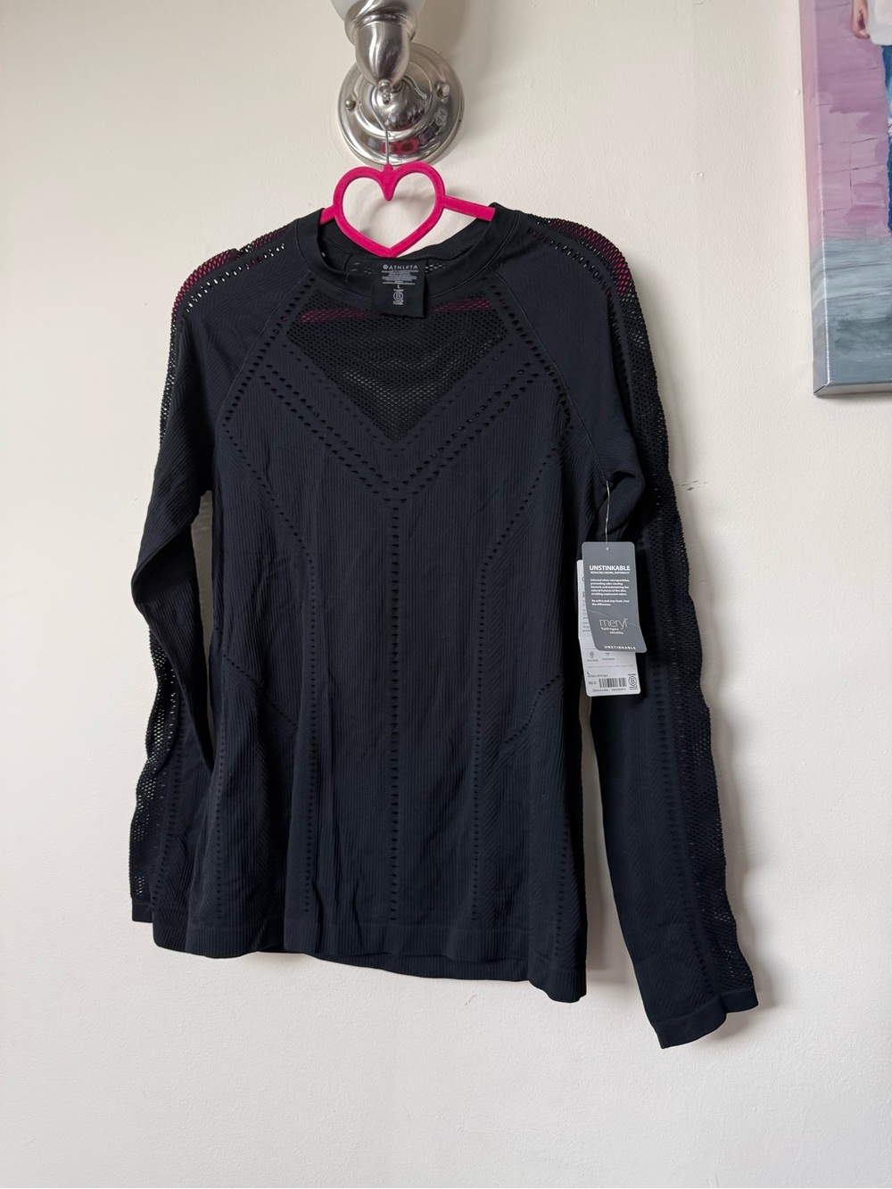 Athleta Black Long-Sleeve Oxygen top
